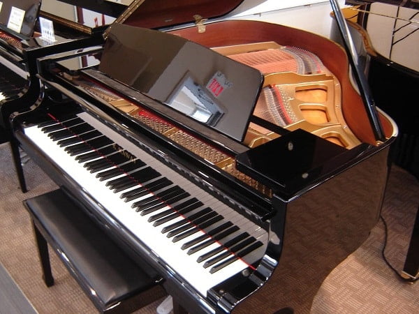 Kawai GM-10K Grand Piano