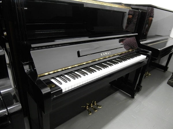 Kawai BL-31 Upright Piano