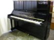 YAMAHA UX UPRIGHT PIANO