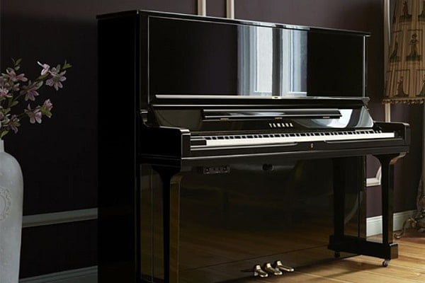 Yamaha YUS3 Upright Piano